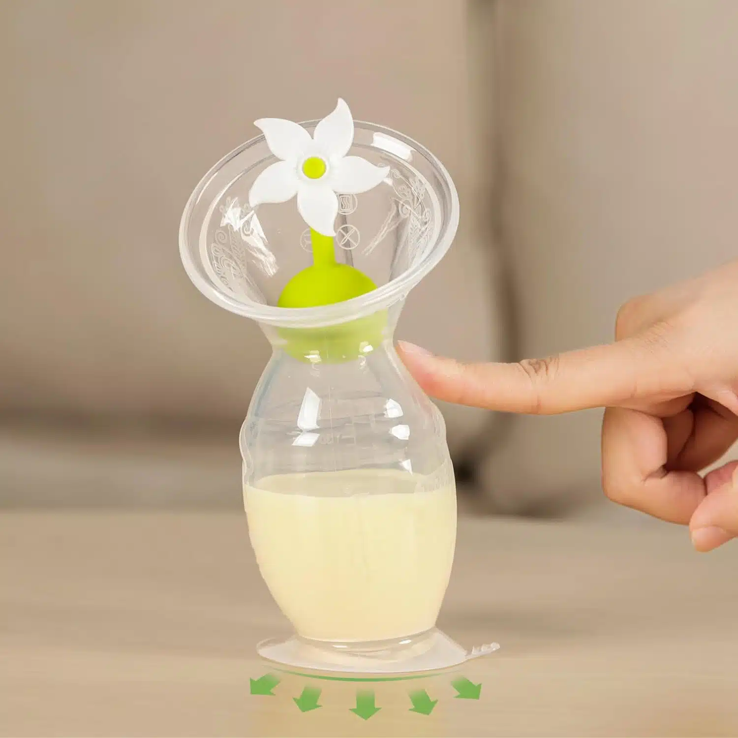 haakaa recueil lait fleur blanc 1 <div class="woocommerce-product-details__short-description"> Pourquoi choisir le Haakaa? <ol> <li><strong>Recueil de Lait Maternel Doux et Efficace </strong></li> <li><strong>Réduction de la Pression si vous avez un REF (Réflexe d'Éjection Fort)</strong></li> <li><strong>Soulagement Rapide des Engorgements</strong></li> </ol> </div>
