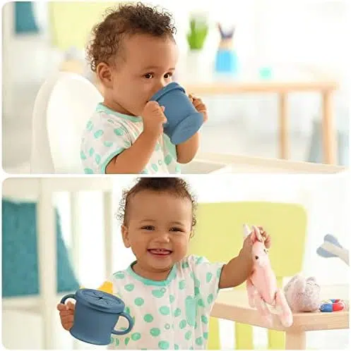 gobelet silicone sip and snack bleu haakaa bhk125 1 <ol><li><p><strong>Polyvalence Ingénieuse :</strong> Le gobelet en silicone Sip-N-Snack de Haakaa offre une expérience pratique pour boire et manger en déplacement, avec deux couvercles interchangeables transformant le gobelet en un bec pratique ou un récipient à goûter.</p></li><li><p><strong>Conception Adaptée aux Enfants :</strong> Le bec du couvercle du gobelet est spécialement conçu pour les petites bouches, avec une valve assurant un écoulement régulier de l'eau, rendant la boisson dans cette tasse extrêmement facile pour les enfants.</p></li><li><p><strong>Anti-Éclaboussures et Facile à Emporter :</strong> Le couvercle anti-éclaboussures du snack présente un design en forme de pétale avec des rabats en silicone souple pour une saisie facile des aliments par les petites mains, éliminant les tracas des récipients difficiles à ouvrir. De plus, avec la sécurité anti-renversement, ce gobelet est idéal pour être emporté partout sans crainte de dégâts.</p></li></ol>