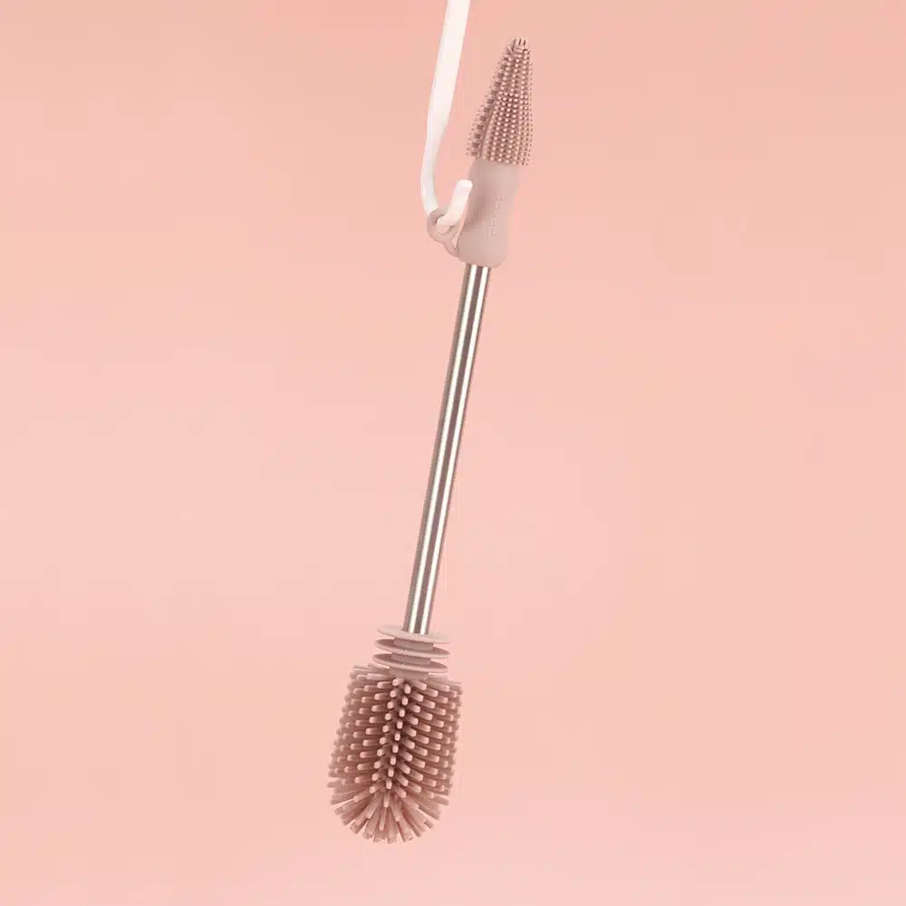 kit brosse nettoyage haakaa gris kit brosse nettoyage haakaa gris 7 1 Nettoyez et entretenez vos affaires de bébé et de maternité avec le kit de brosses de nettoyage en silicone de Haakaa ! Composé de trois brosses différentes, ce kit vous aide à nettoyer efficacement tous vos articles essentiels, les laissant sûrs et hygiéniques. Les brosses en silicone offrent une solution douce mais efficace pour prendre soin de vos affaires de bébé. Simplifiez l'entretien et assurez la propreté de vos articles avec le Kit de Brosses de Nettoyage Haakaa. Commandez maintenant pour un nettoyage facile et en toute sécurité.